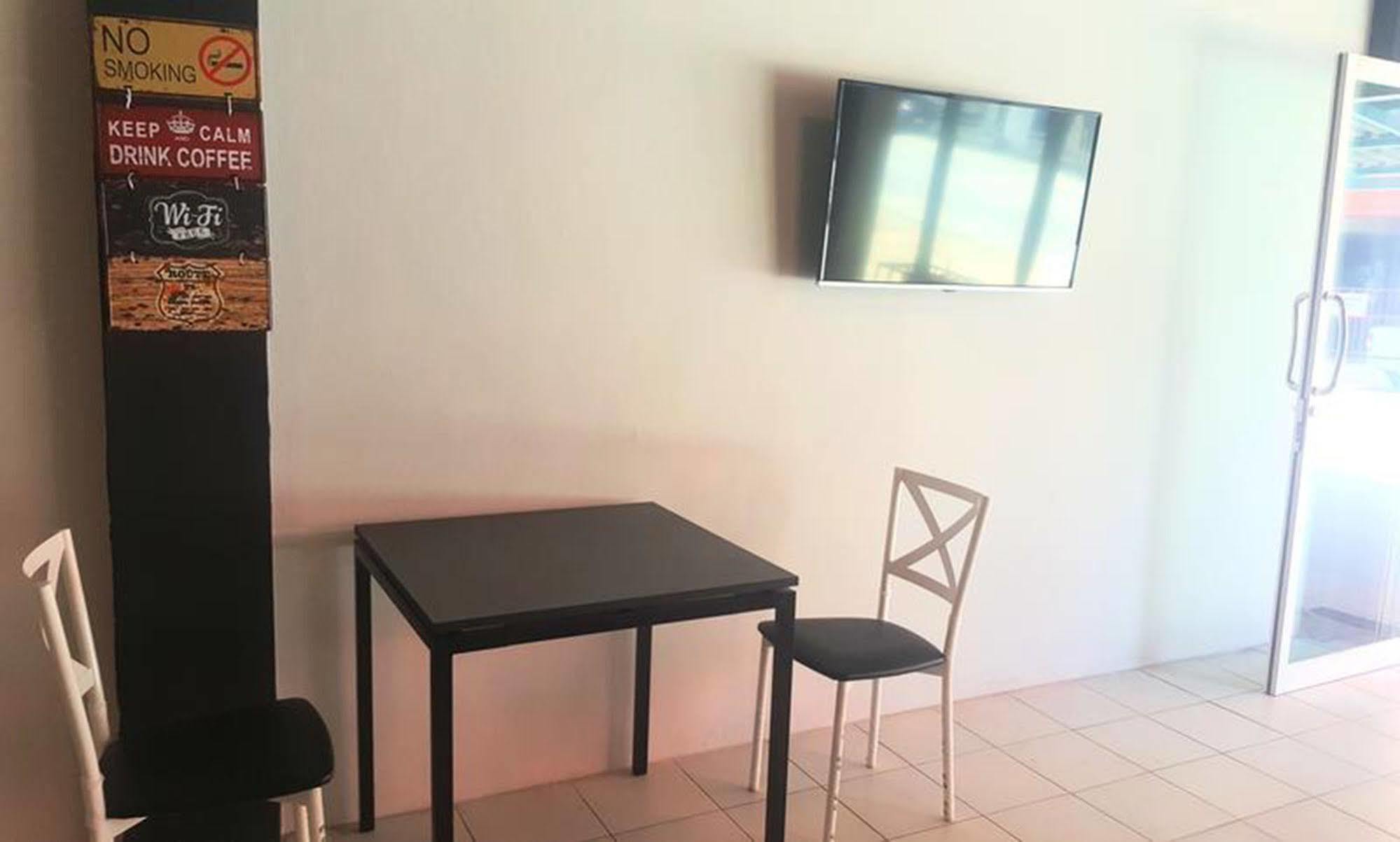 The Galiness International Backpacker Hostel Phuket Patong 外观 照片