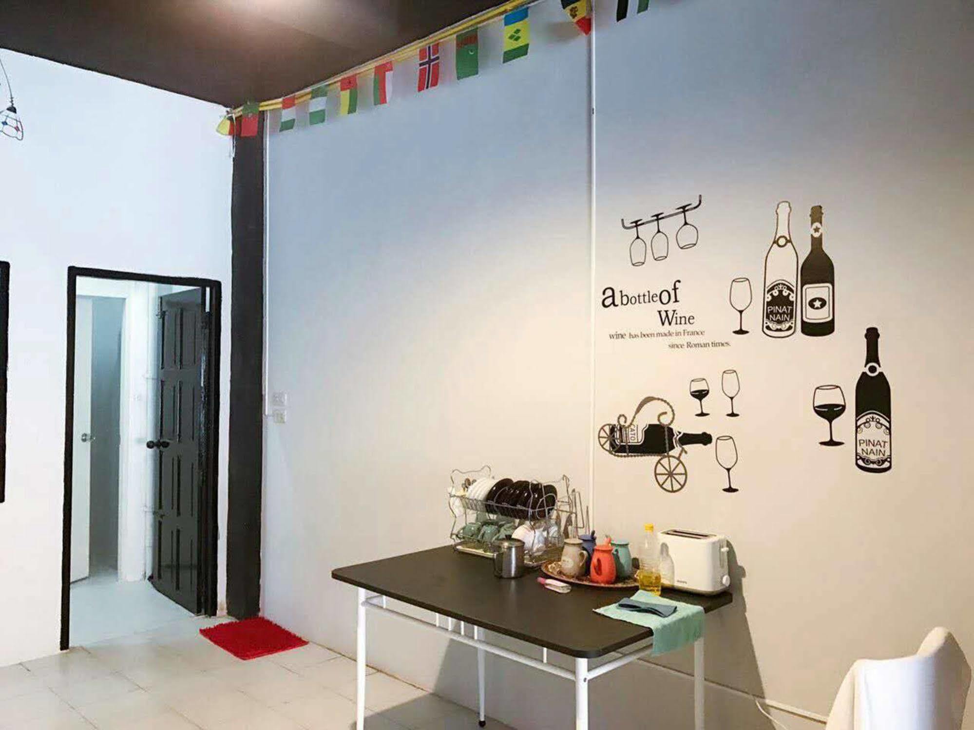 The Galiness International Backpacker Hostel Phuket Patong 外观 照片